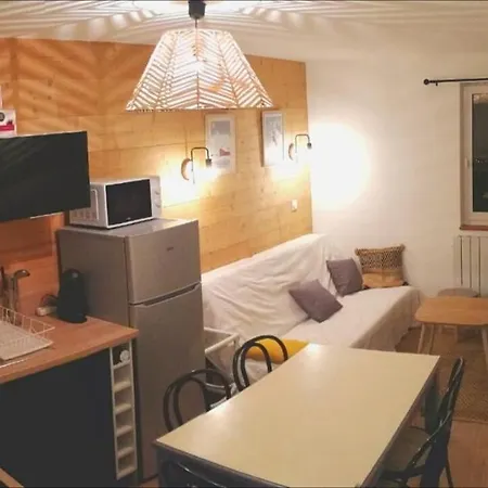 3 Pièces, 2 Au Cœur De La Station *