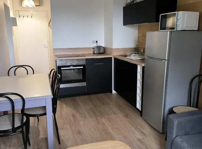 3 Pieces, 2 Au Coeur De La Station 아파트